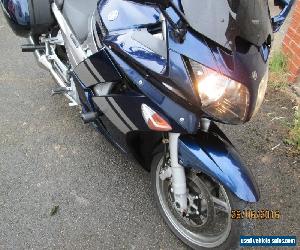 YAMAHA FJR1300 2006 GEN 2 MODEL BLUE/SILVER PANNIERS & TOP BOX INC