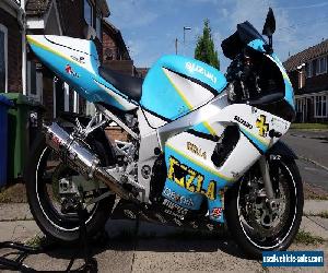 SUZUKI GSXR 600, RIZLA REPLICA, YOSHIMURA EXHAUST, PIRELLI SUPERCORSA TYRES.***