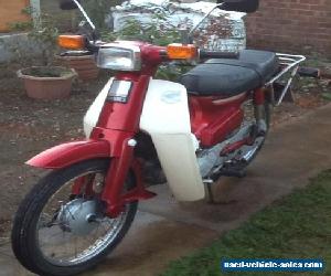 1988 HONDA C90G 