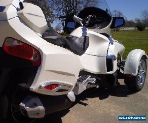 2011 Can-Am SPYDER RT LIMITED