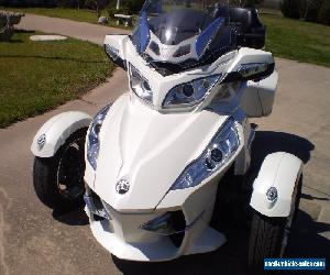 2011 Can-Am SPYDER RT LIMITED