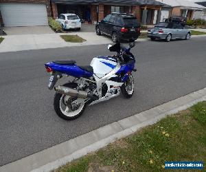 SUZUKI GSXR 600 2001