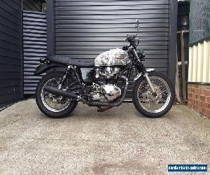 Triumph Bonneville Cafe Racer Tacker Scrambler