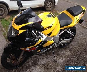 Suzuki GSXR K1 600cc