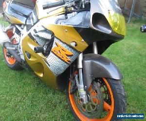 SUZUKI GSXR 750 SRAD RUNNING SPARES / REPAIR / PROJECT GSXR750 GSX R