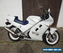 Honda VFR 750F-J 1988 white excellent condition for Sale