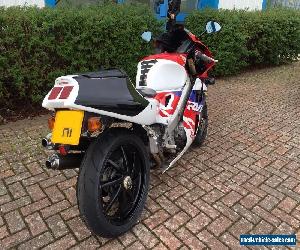 Honda RVF 400 NC35 v low mileage and immaculate