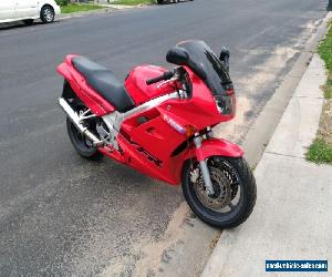 honda VFR 750