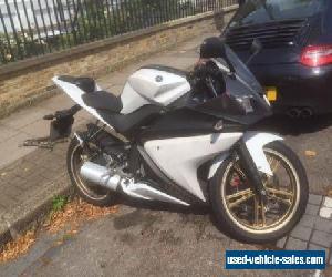 2014 YAMAHA YZF R125 WHITE