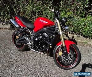 2010 TRIUMPH STREET TRIPLE 675cc - Excellent Condition - One Owner