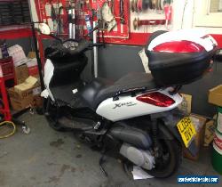 2008 YAMAHA YP 250 R X-MAX WHITE scooter 8 thousand miles new mot history 3 keys for Sale