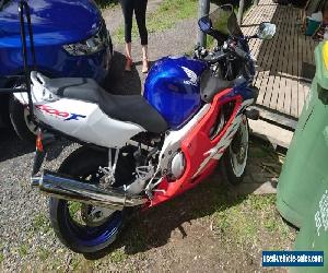 Honda CBR600F 2000 model