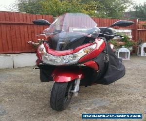 honda pcx 125cc scooter 2014 a lot of extras