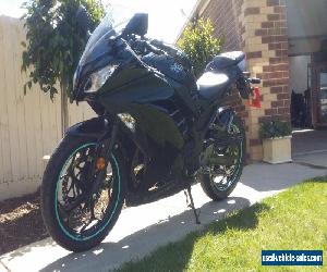 KAWASAKI NINJA 300 