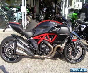 2014 DUCATI DIAVEL CARBON RED EDITION ABS 