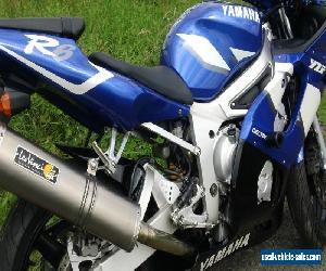 YAMAHA YZF-R6 