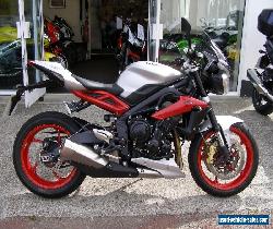 2015 TRIUMPH STREET TRIPLE RX 675 ABS for Sale