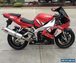 YAMAHA YZF R1 YZFR1 03/2000 MODEL  PROJECT MAKE AN OFFER