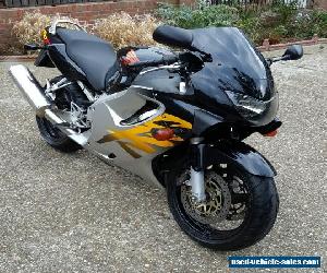 HONDA CBR 600