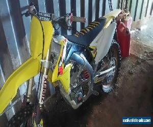 Suzuki rmz450