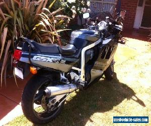 suzuki gsxr 1100 1989 sports bike can go on  club rego suit collector 