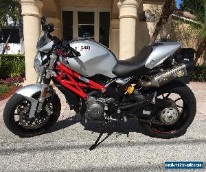 2011 Ducati Monster