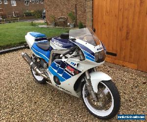 1990 SUZUKI  GSXR 400 GK76A ORIGINAL GREAT LITTLE BIKE LOW OWNERS FUTURE CLASSIC