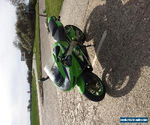 KAWASAKI NINJA ZX6R