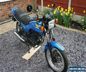 Honda CB250RS 