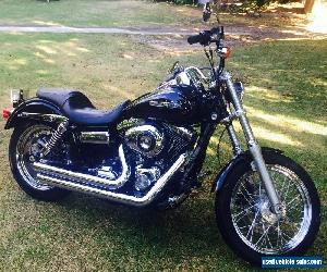 HARLEY DAVIDSON Black Dyna Superglide Custom 2013 Model - Low Kilometers 