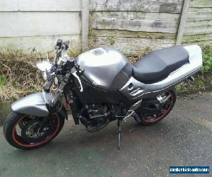 Suzuki RF900  streetfighter custom