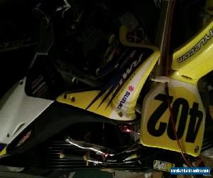 RMZ250 Suzuki 2008 motorbike