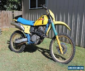 SUZUKI  DR250  1984