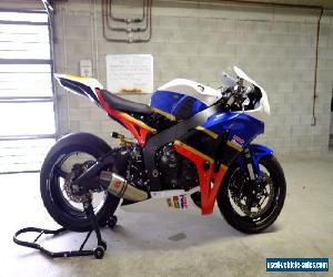 Honda cbr1000rr fireblade track/race bike 2009 