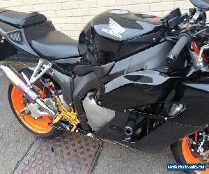 2004 HONDA CBR 1000 RR-4 FIRE BLADE ( IMMACULATE CONDITION )