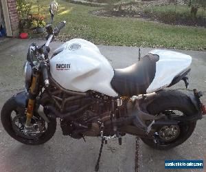 2014 Ducati Monster