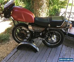 Suzuki GS1100G Damaged Frame, tanks and rare spare collectable parts 