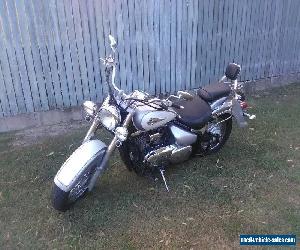 Suzuki VL800 Volusta Cruser 