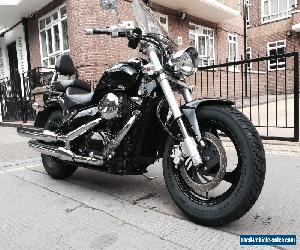 SUZUKI INTRUDER 800