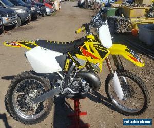 SUZUKI RM 250 2 STROKE