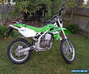 Kawasaki KLX250. 