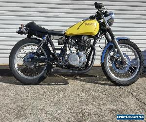 Yamaha SR400 Cafe Racer, Tracker, Scrambler