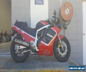 Suzuki GSXR750 1986