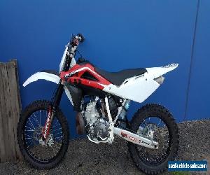 HUSQVARNA WR250 2 STROKE 2009 MODEL ENDURO