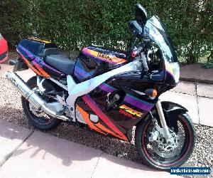 Yamaha FZR600R Foxeye