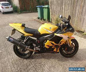 Yamaha YZF-R6 2006 46 Rossi Replica