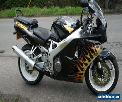 HONDA FIREBLADE 918CC , 1996 MODEL , PROJECT STARTS AND RUNS NICE for Sale