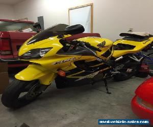 2002 Honda CBR