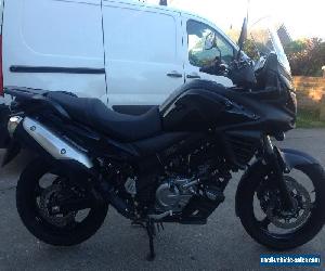 2012 SUZUKI VSTROM - DL 650 - BLACK- VERY LOW MILEAGE