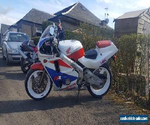 1989 Honda CBR400RR NC23 Tri-arm